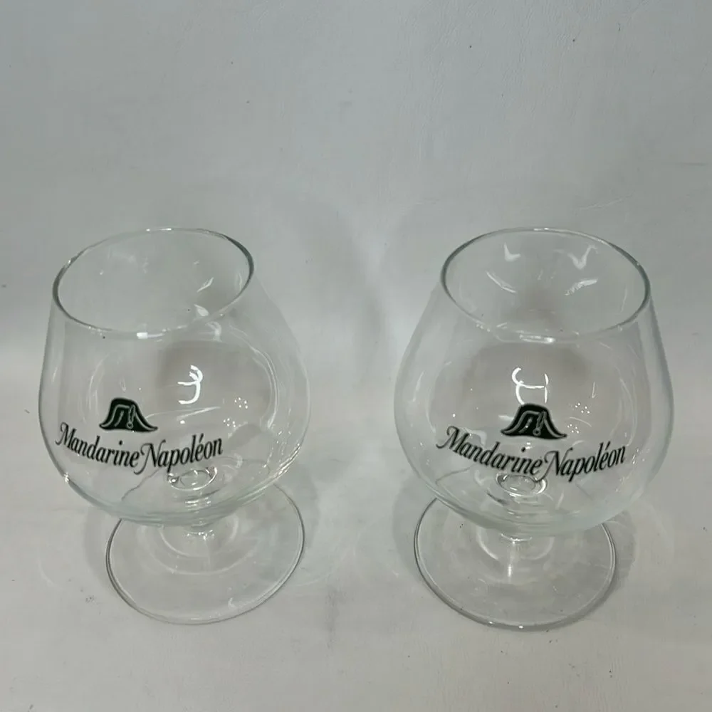 Mandarine Napoleon Cognac Brandy Snifter Crystal Glass 4 1/2 In Tall 2 In Round